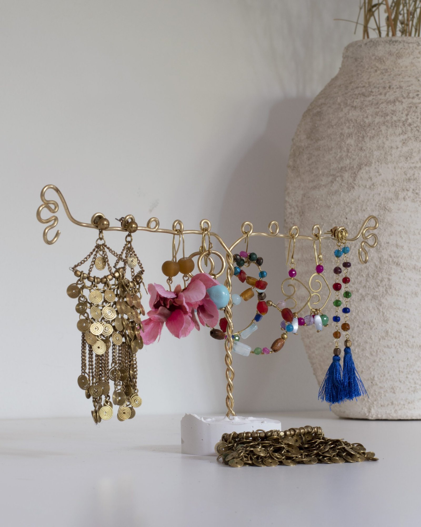 Curso de alambrismo y creaciación de bisuteria