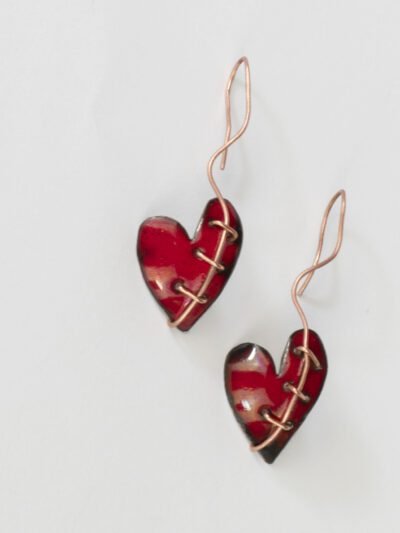 Pendientes corazón cosido